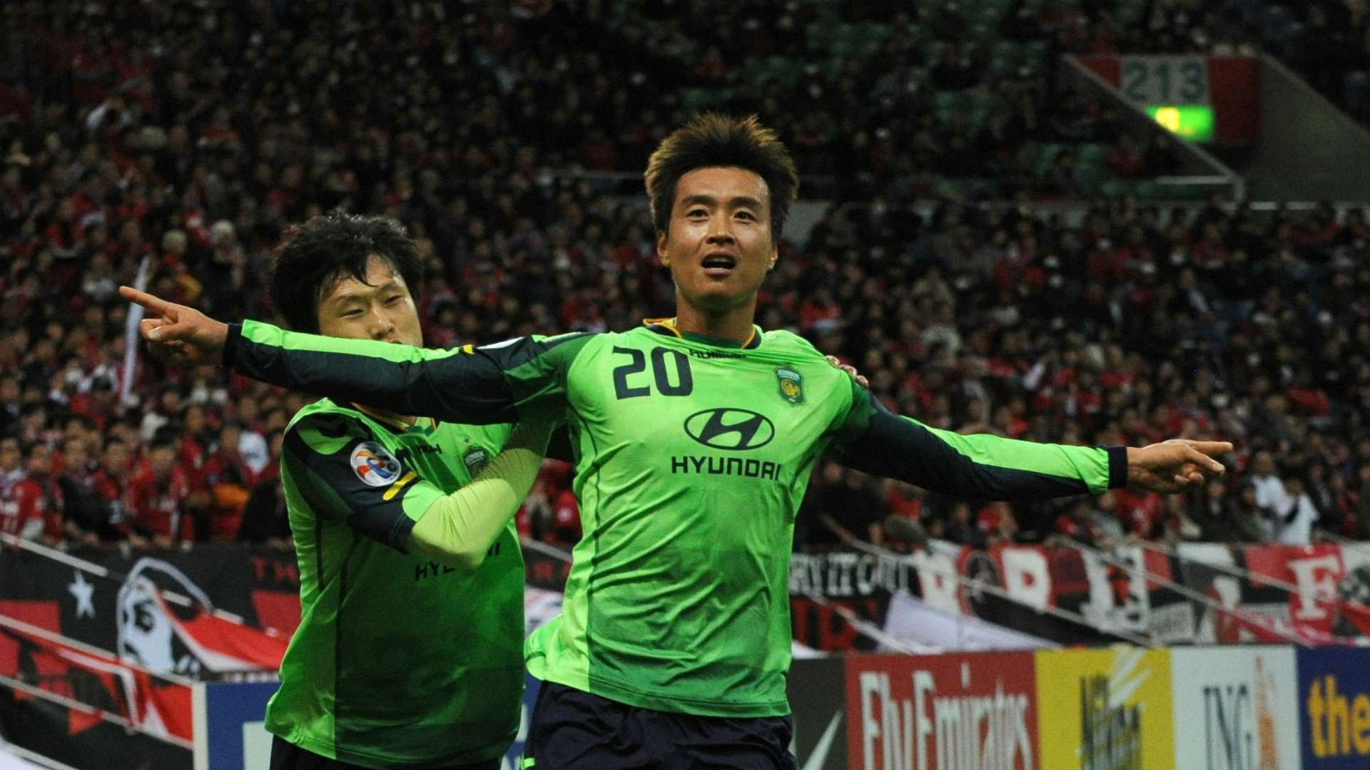 Lee Dong-gook Urawa Red Diamonds v Jeonbuk AFC Champions League 03042013