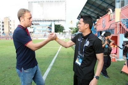 Kiatisak từng đấu trí với Polking tại Thai League