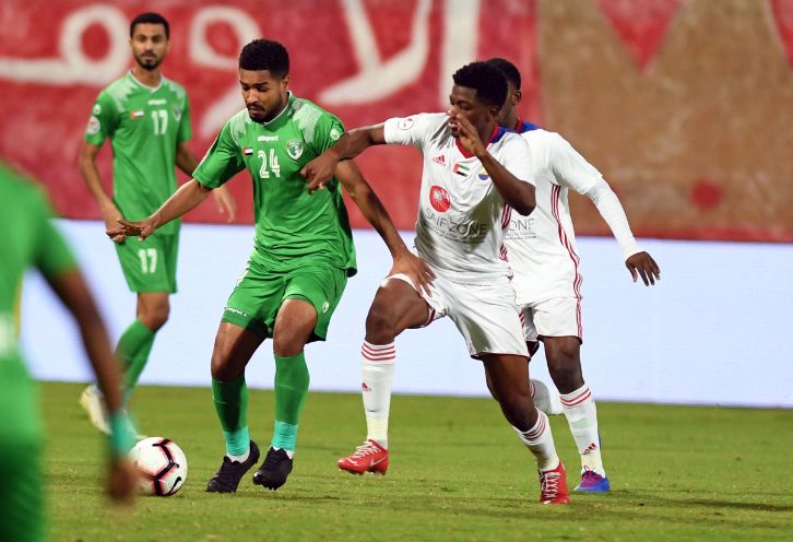 الشارقة × الإمارات