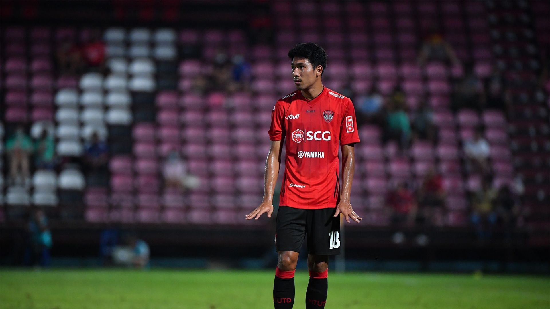 วีระเทพ ป้อมพันธุ์