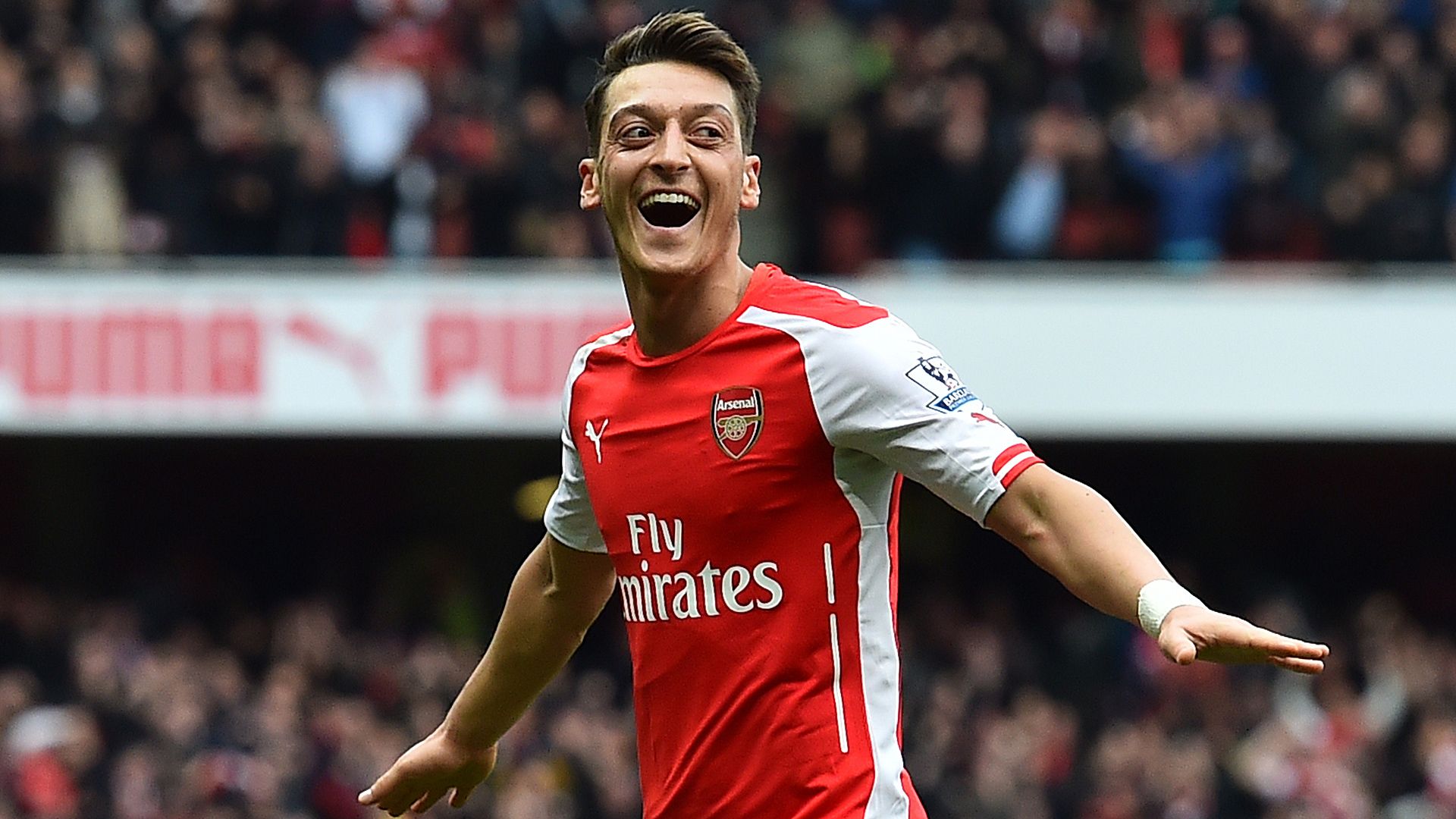 Mesut Özil Arsenal 04042015