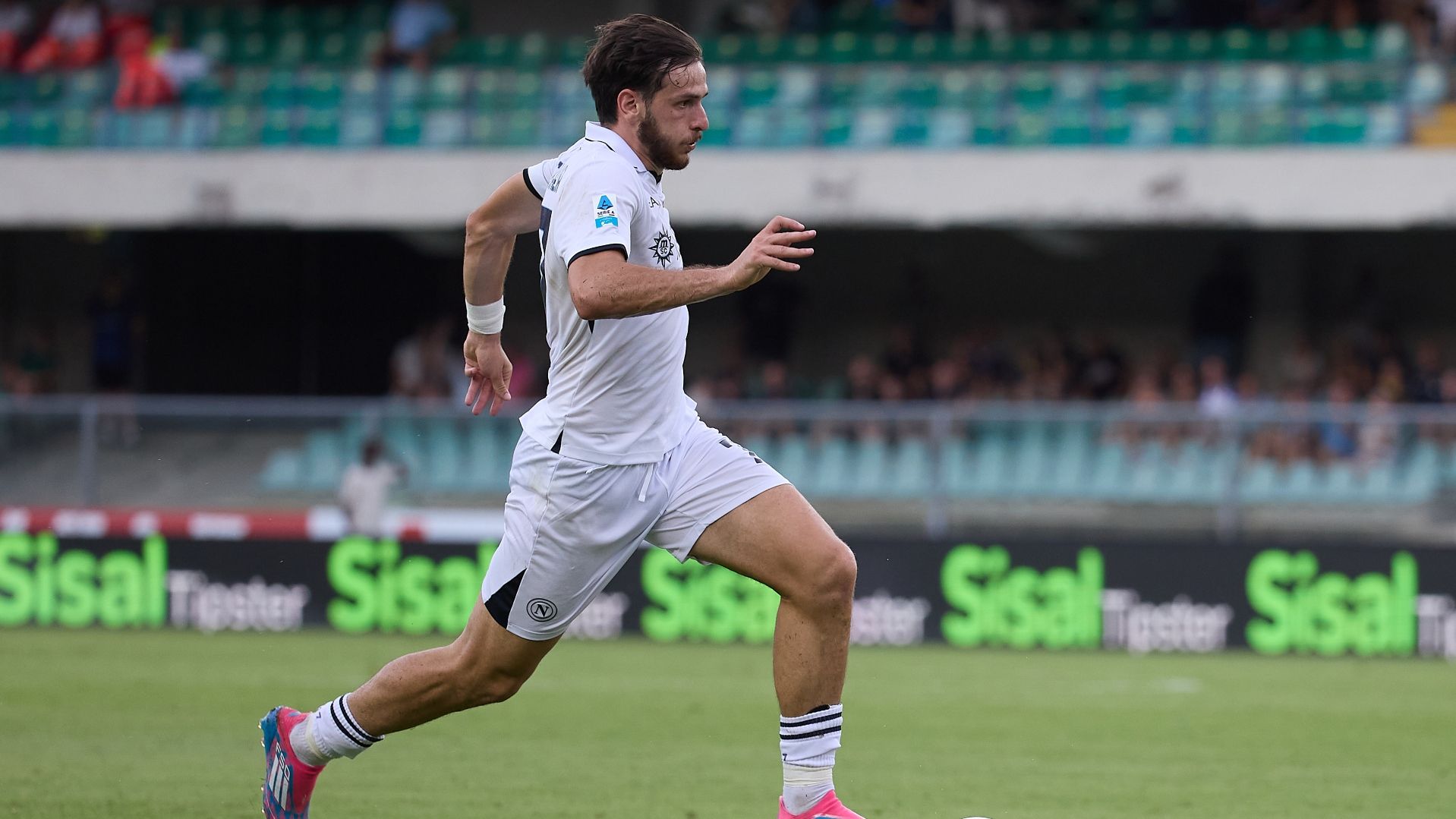 Khvicha Kvaratskhelia Verona Napoli 2024-2025