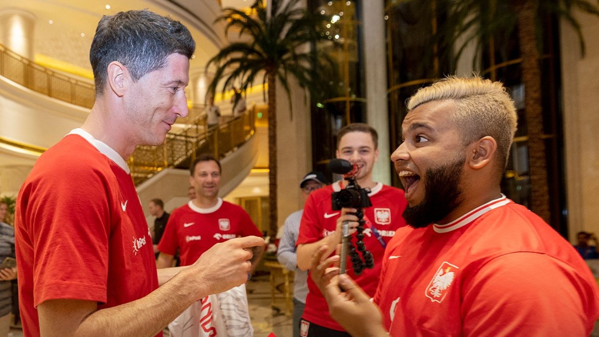 Robert Lewandowski - saudi fan - world cup 2022