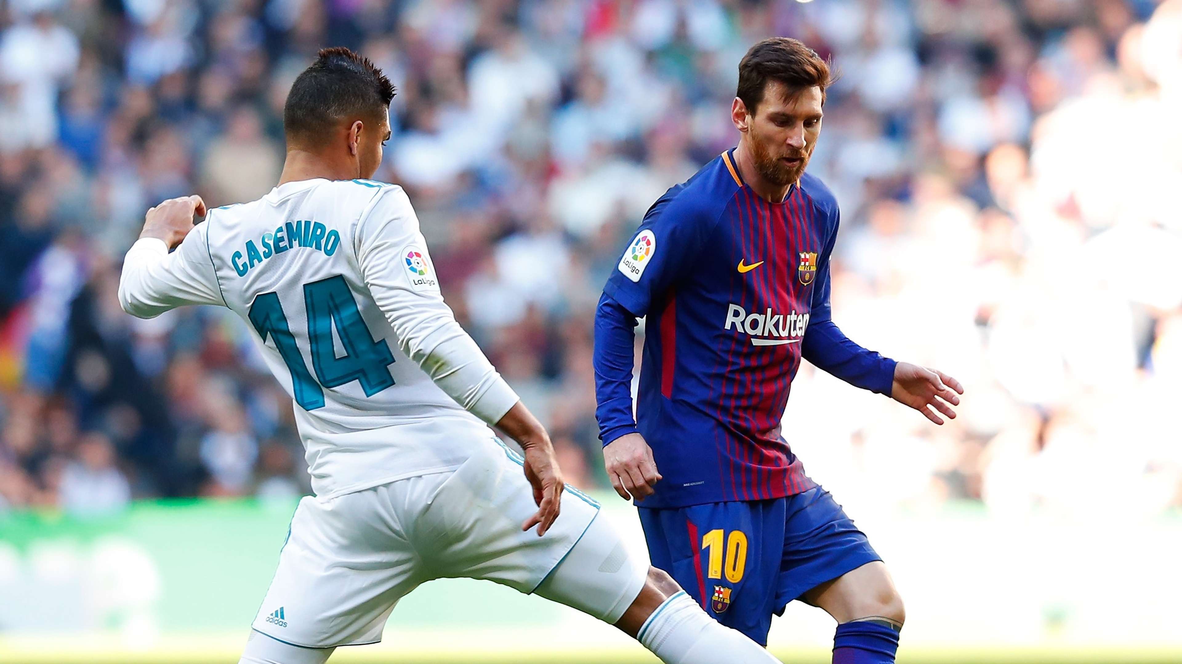 Lionel Messi Casemiro Real Madrid Barcelona El Clásico LaLiga 23122017
