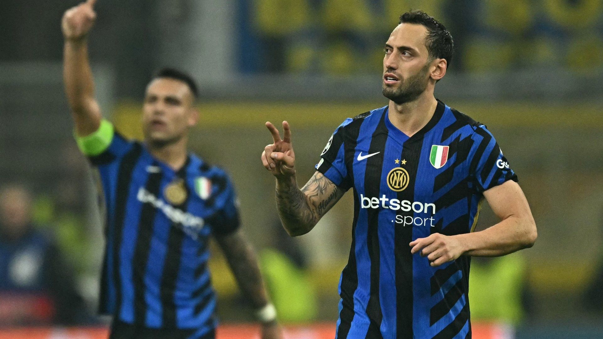 Calhanoglu Inter Arsenal