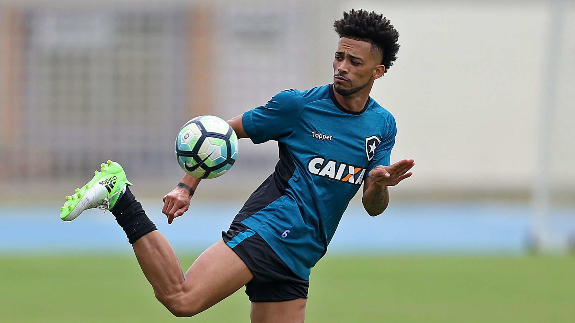 Luis Ricardo treino Botafogo 26 06 2017