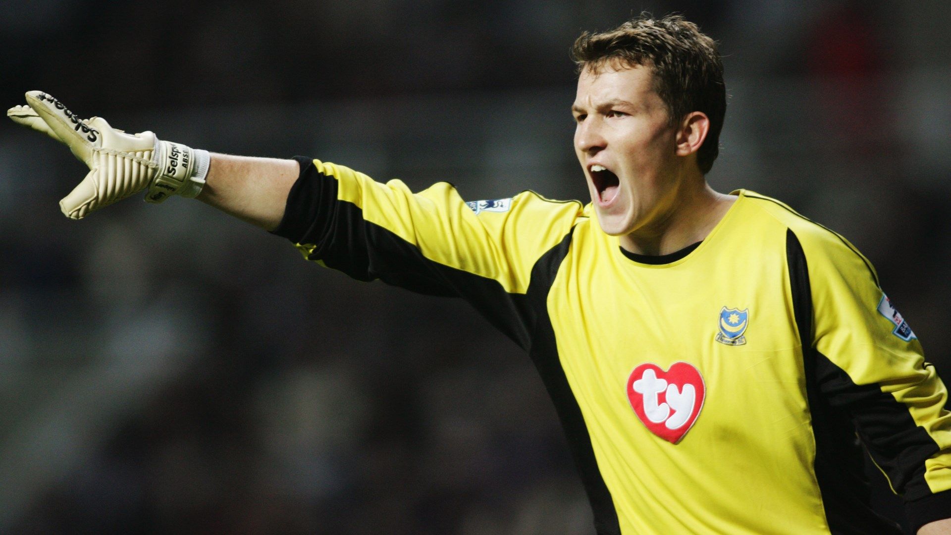 Jamie Ashdown - Portsmouth 2004