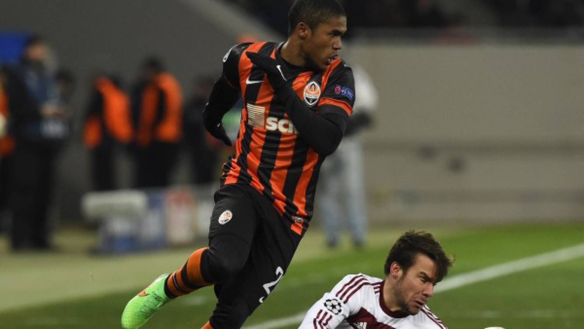 douglas-costa-09012023