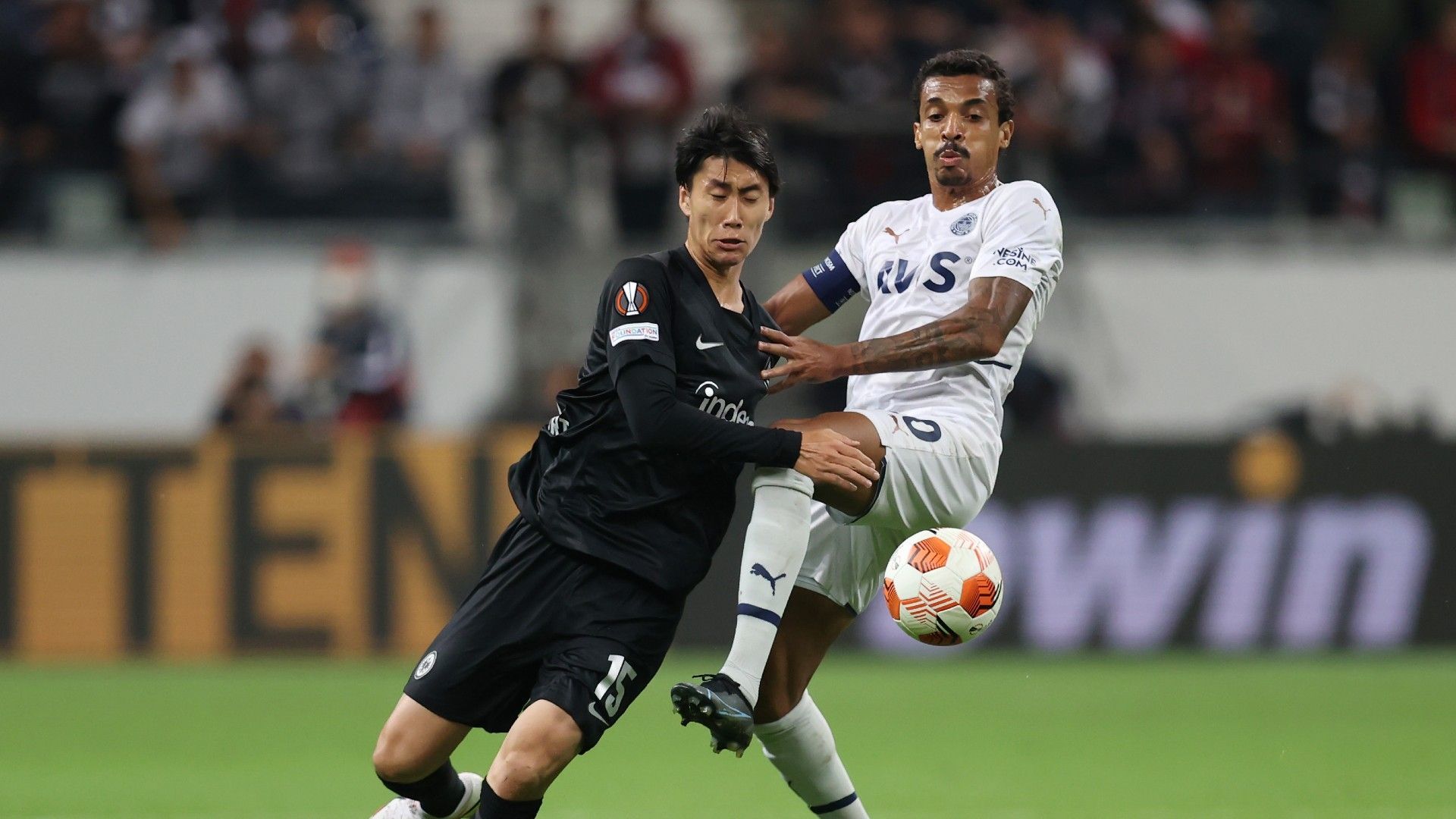 Daichi Kamada Luiz Gustavo Eintracht Frankfurt Fenerbahce