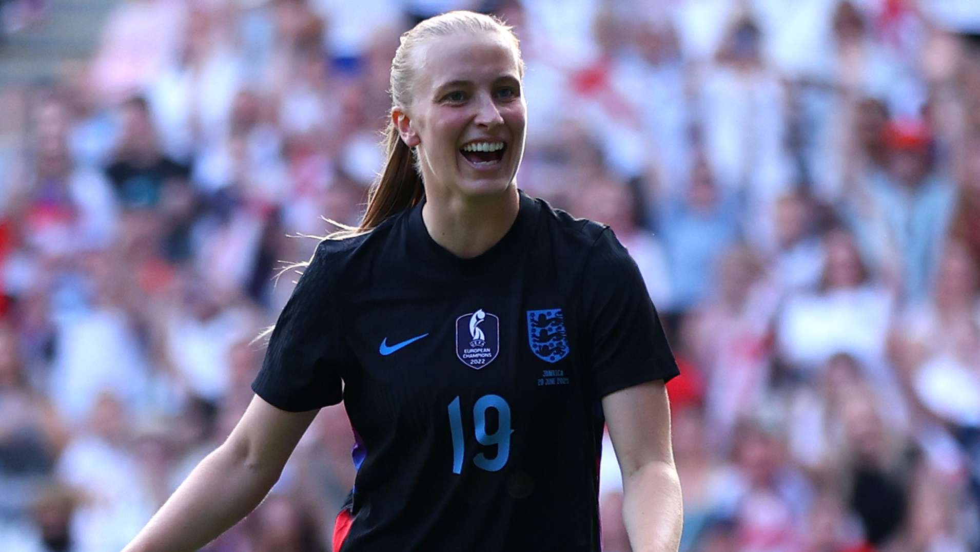 Aggie Beever-Jones England 2025