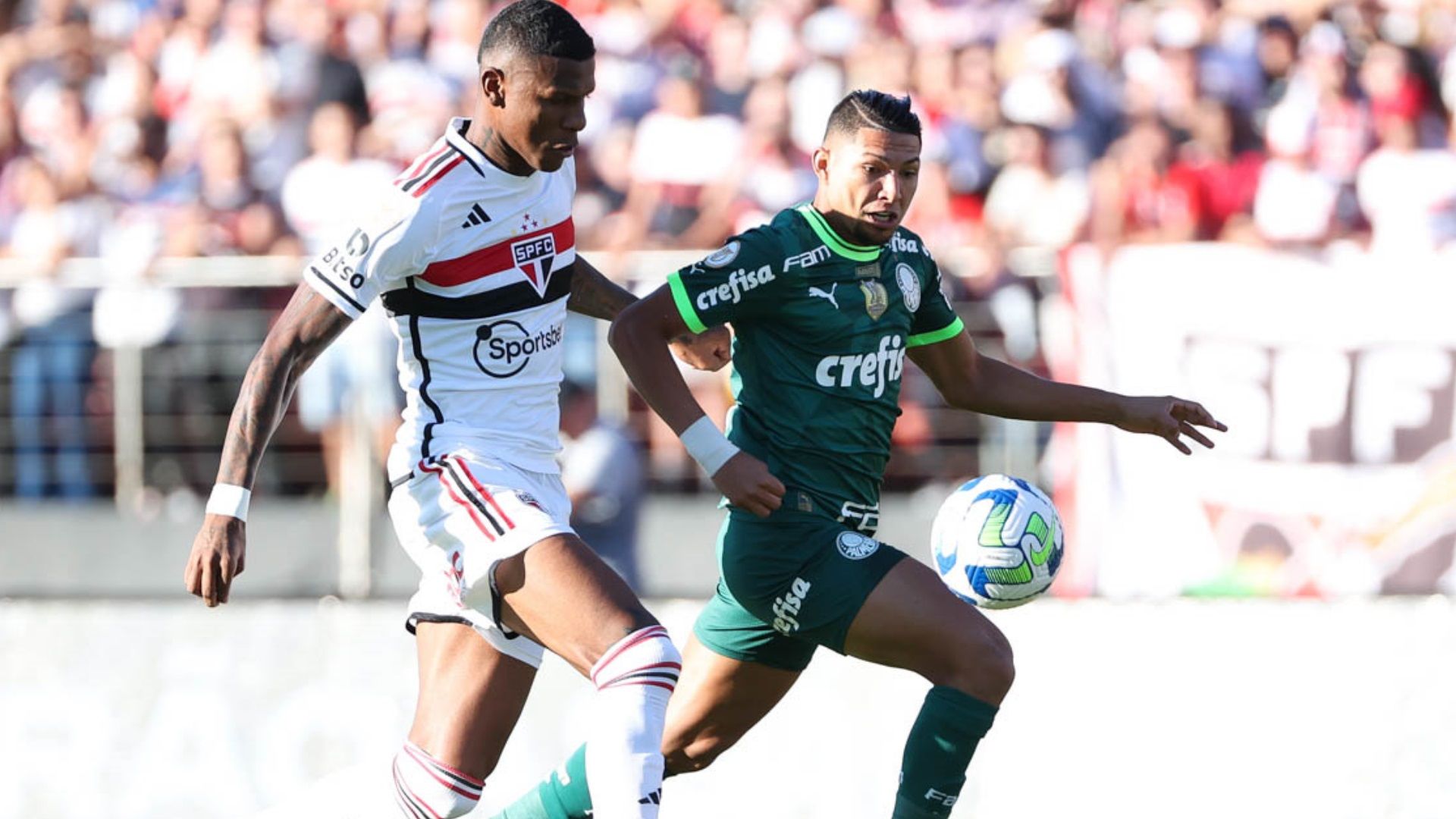 Arboleda e Rony, durante São Paulo x Palmeiras pelo Brasileirão 2023