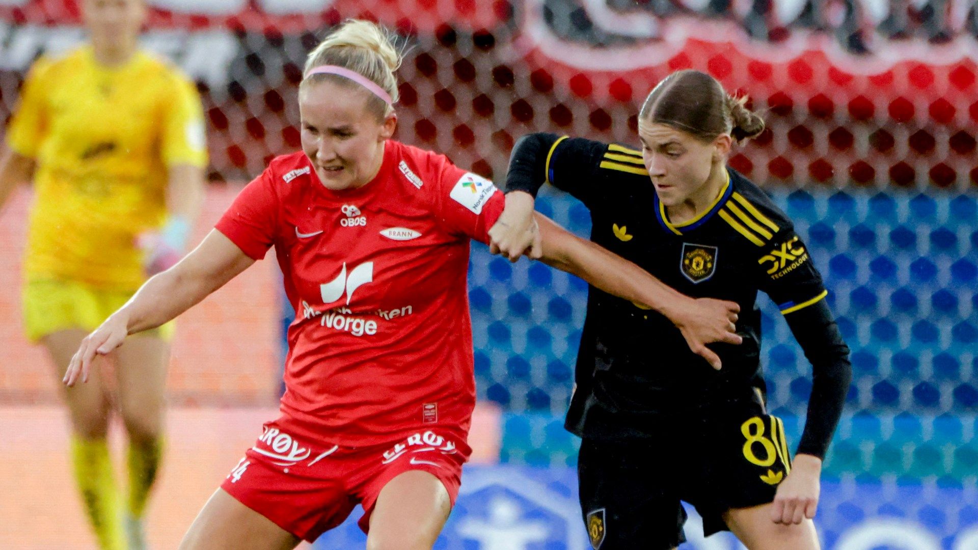 Nea Lehtola Jess Park Brann Man Utd Women 2025-26