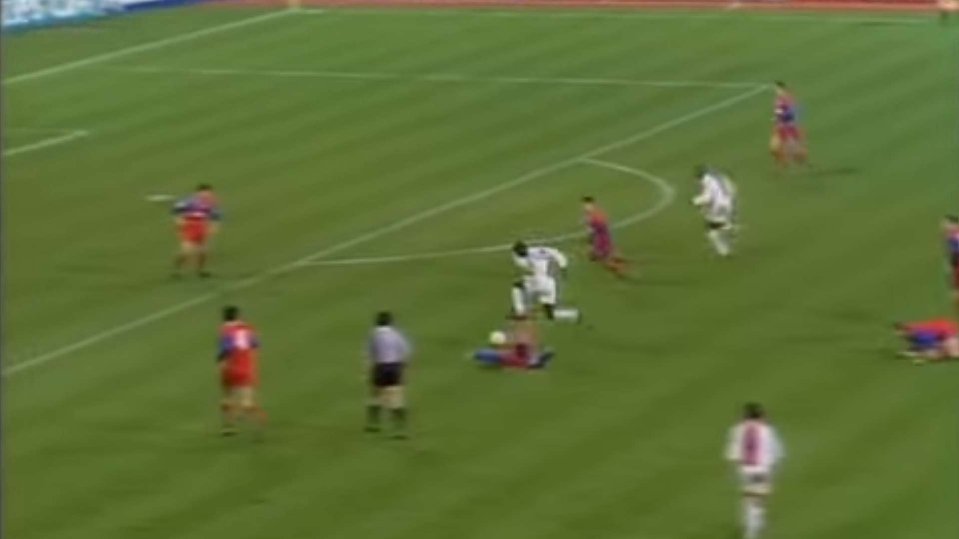 GERMANY ONLY George Weah PSG Bayern München