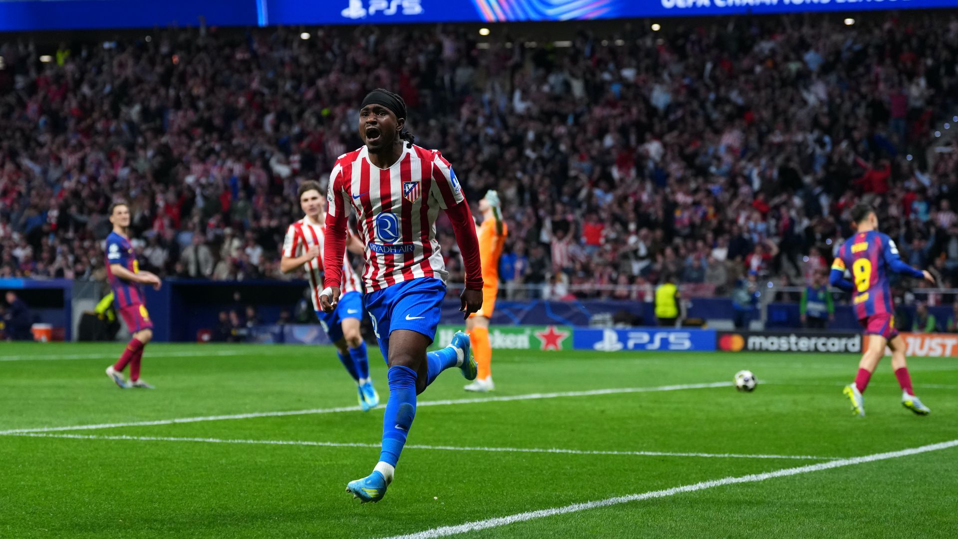 Ademola Lookma Atletico Madrid Barcelona Champions League