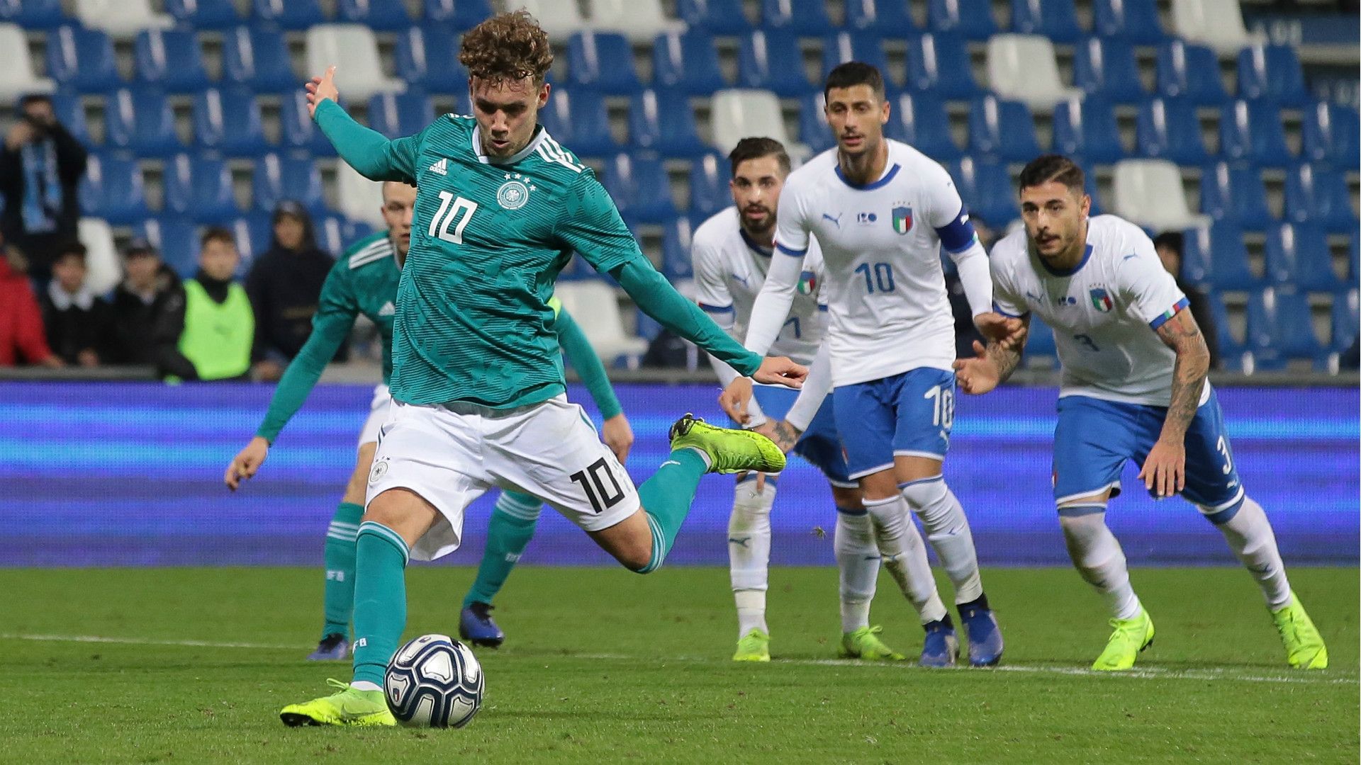Waldschmidt Italy U21 Germany U21