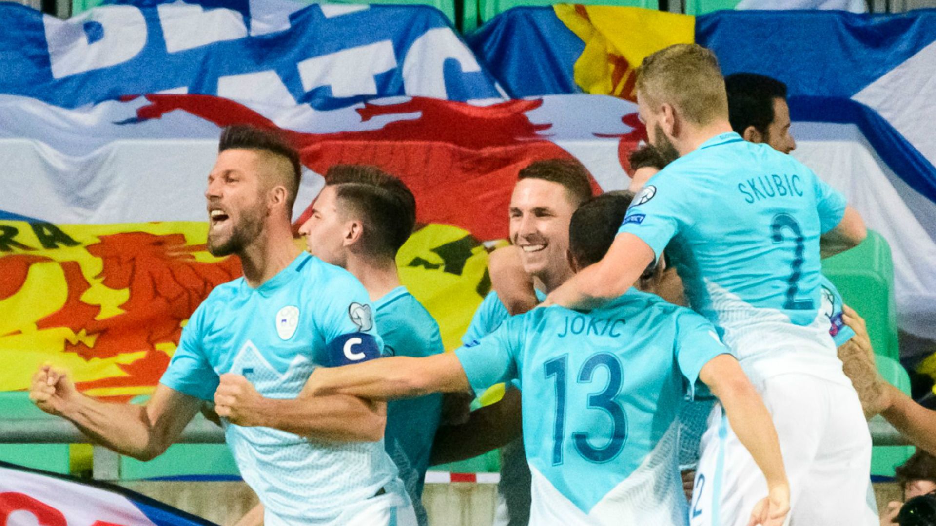 Slovenia celebrate v Scotland 08102017