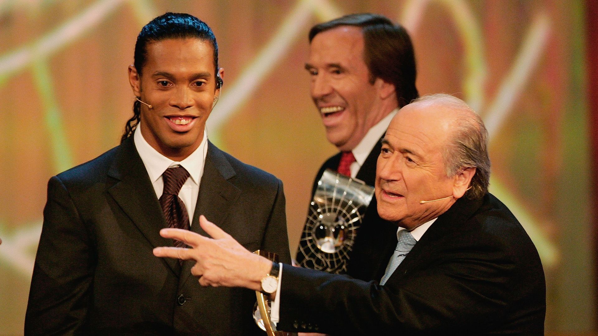 Joseph Blatter Ronaldinho FIFA World Player of the Year 2005
