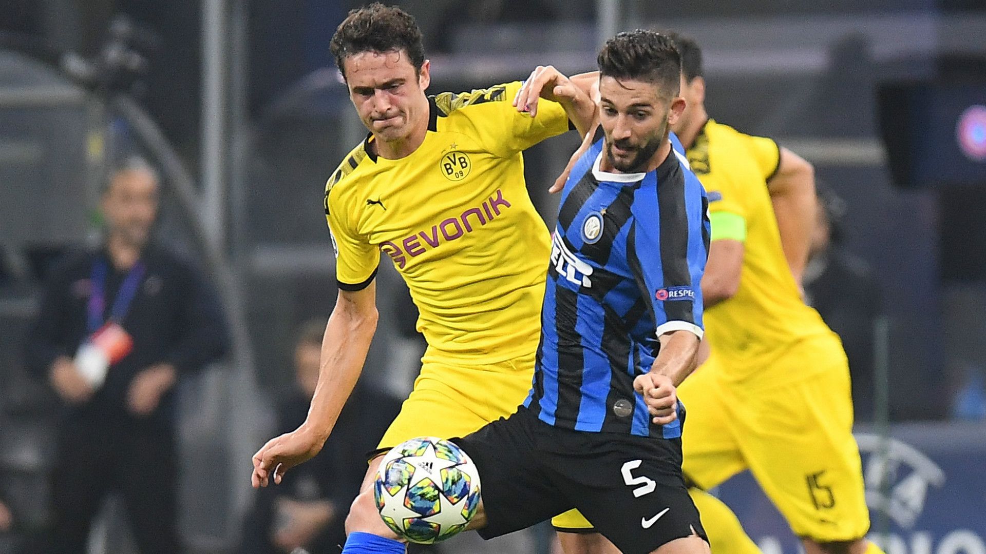 GERMANY ONLY: THOMAS DELANEY BORUSSIA DORTMUND CHAMPIONS LEAGUE 23102019