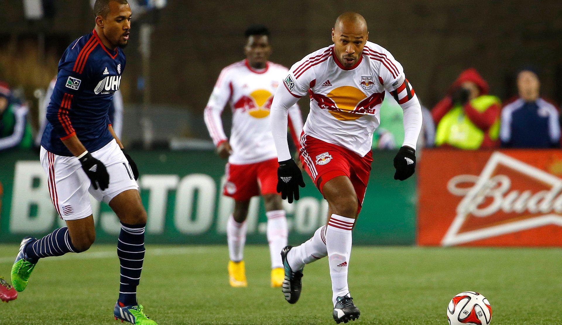 Thierry Henry Teal Bunbury New York Red Bulls New England Revolution MLS 11292014
