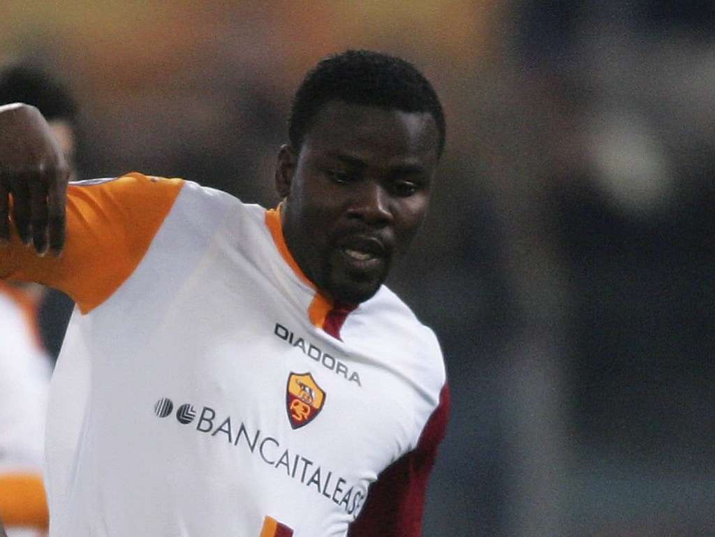 Samuel Kuffour Roma UEFA Cup 03152006