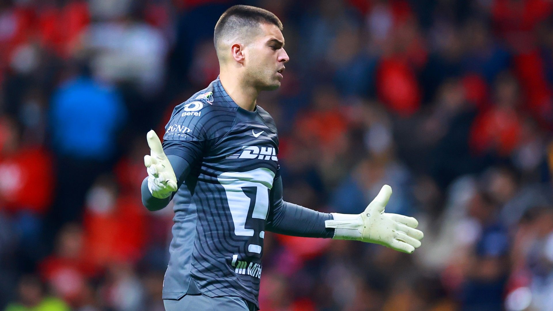 Julio González Pumas Apertura 2022