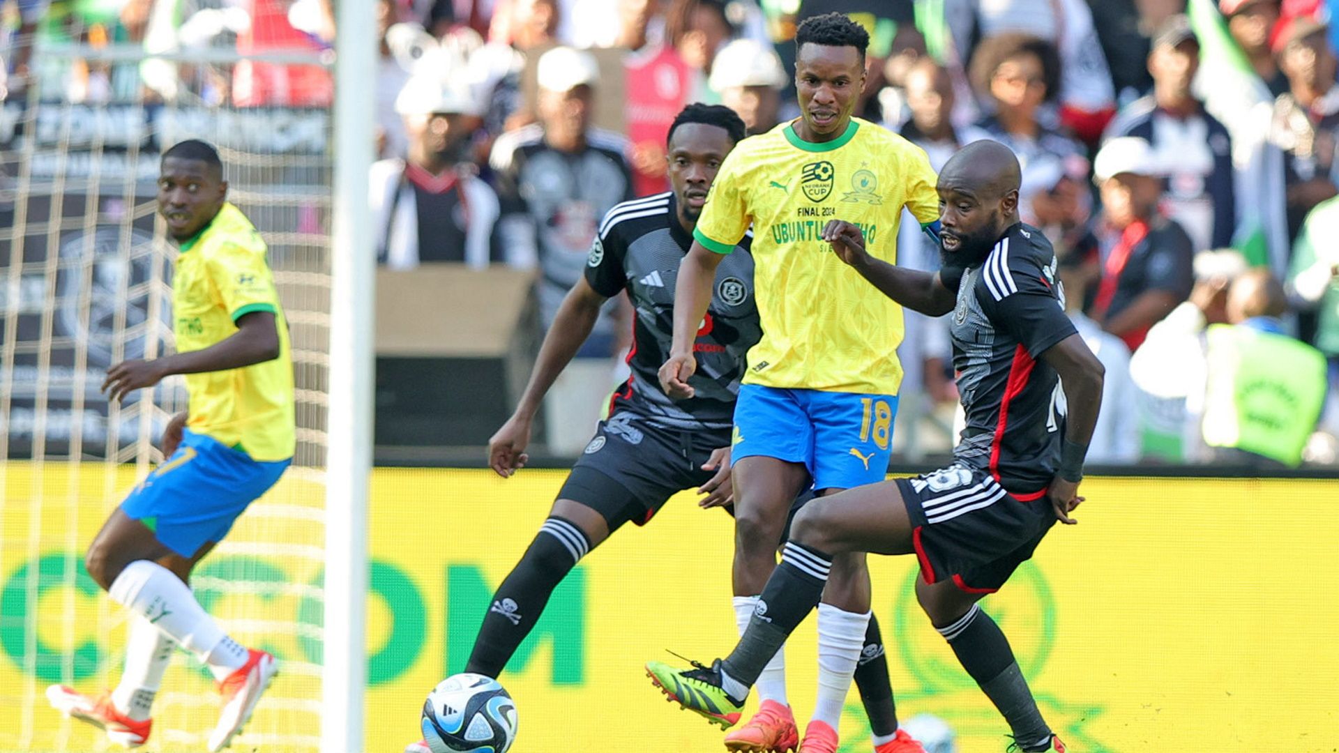 Themba Zwane & Makhehlene Makhaula, Mamelodi Sundowns vs Orlando Pirates, June 2024