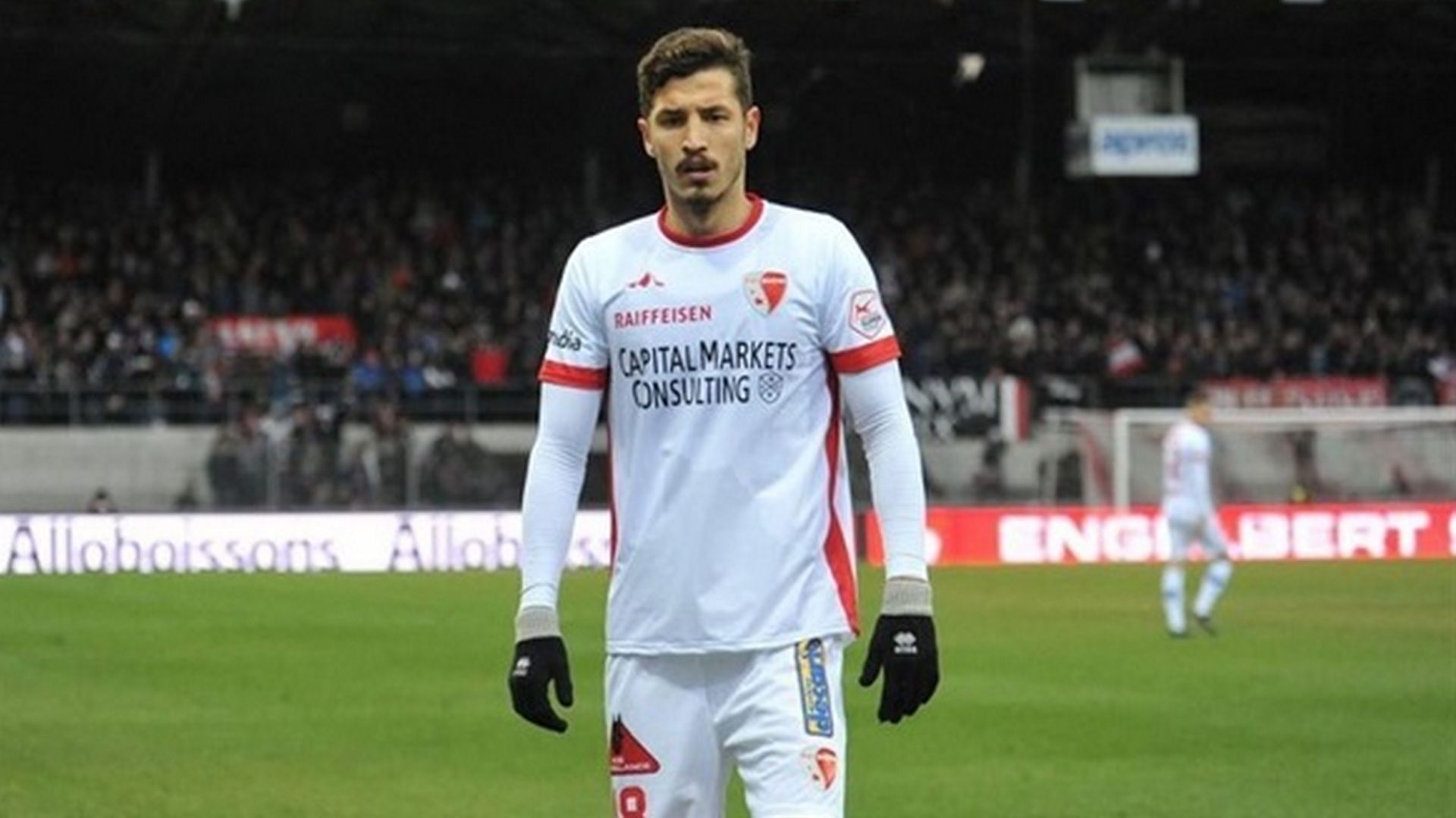 Salih Ucan Sion