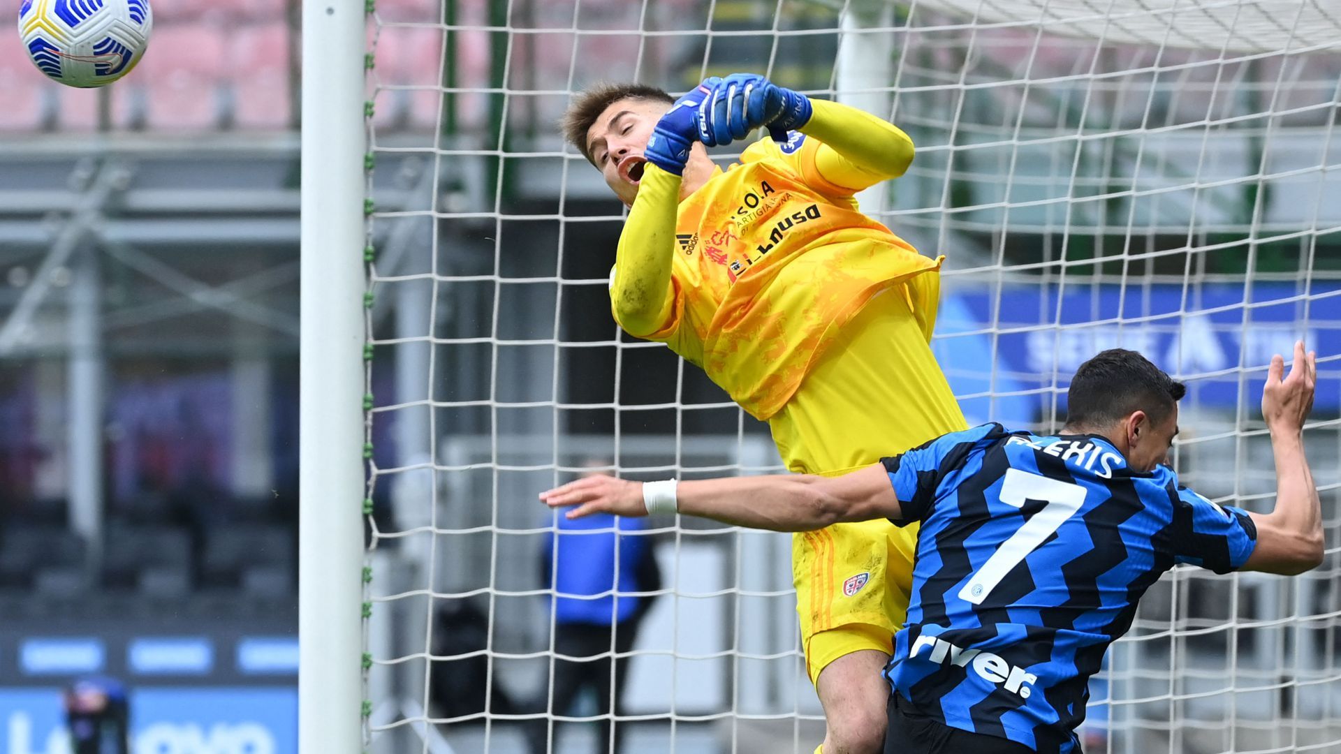 Guglielmo Vicario Inter Cagliari Serie A