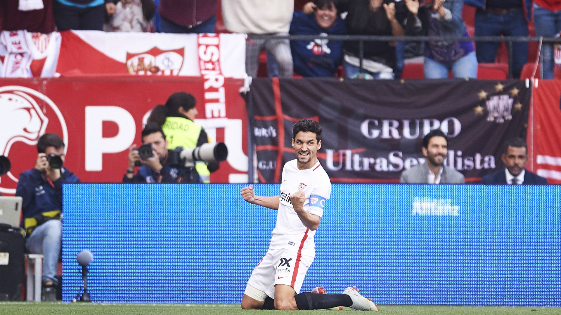 JESUS NAVAS SEVILLA BARCELONA LALIGA