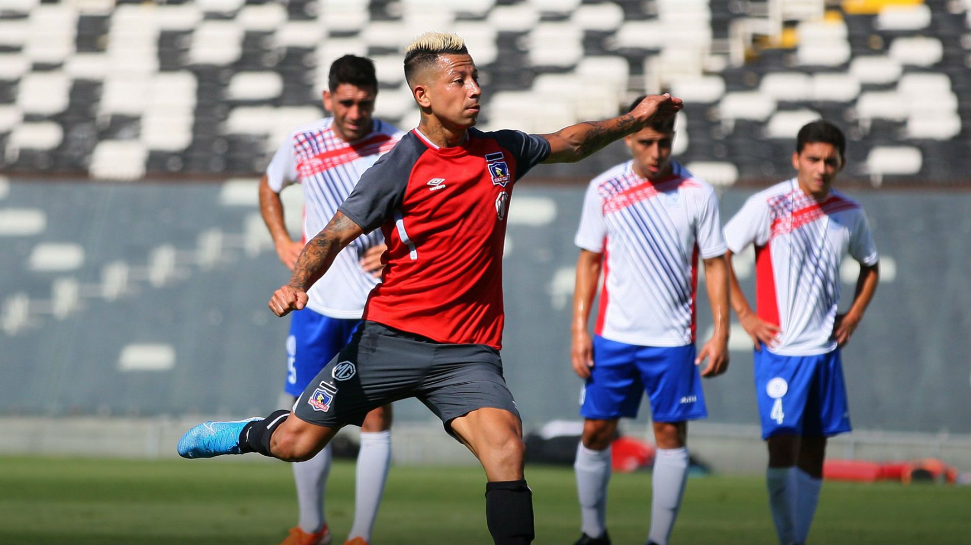 291219 Colo Colo Sifup Leonardo Valencia