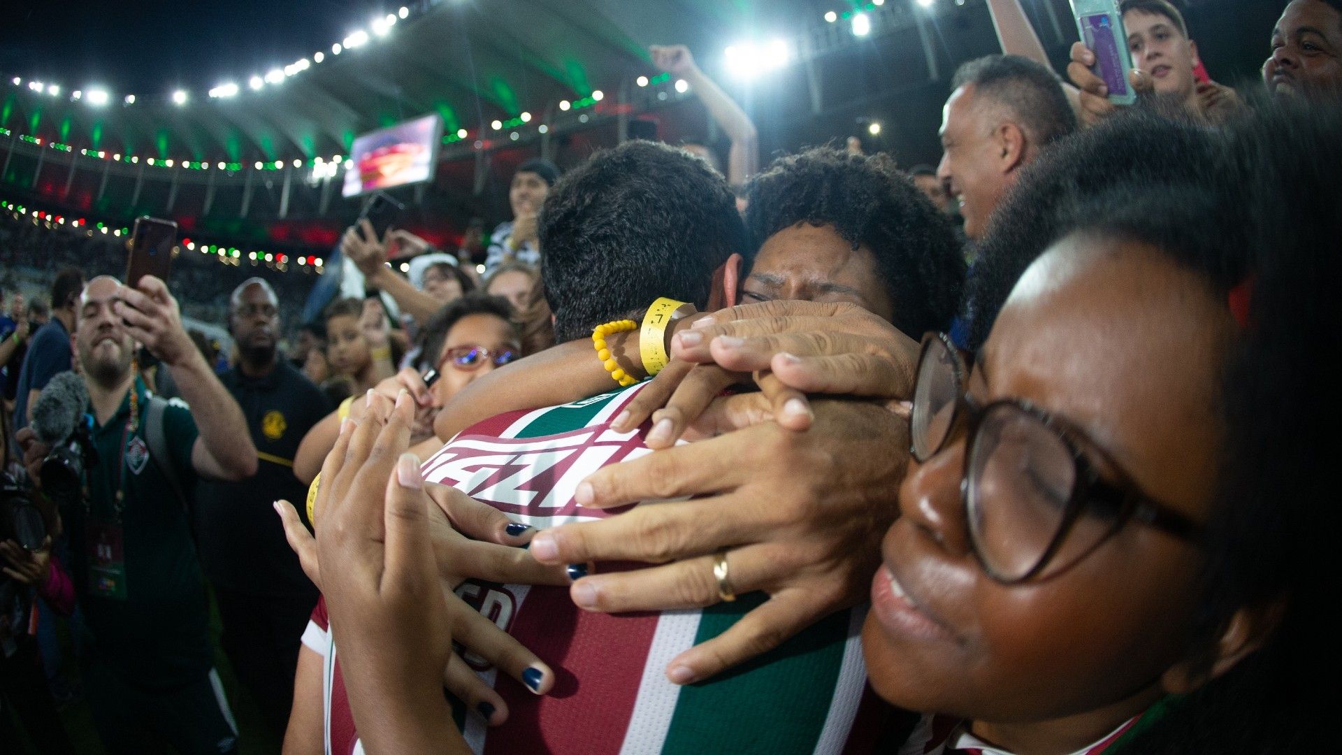 Fred abraço torcida Fluminense Brasileirão 2022