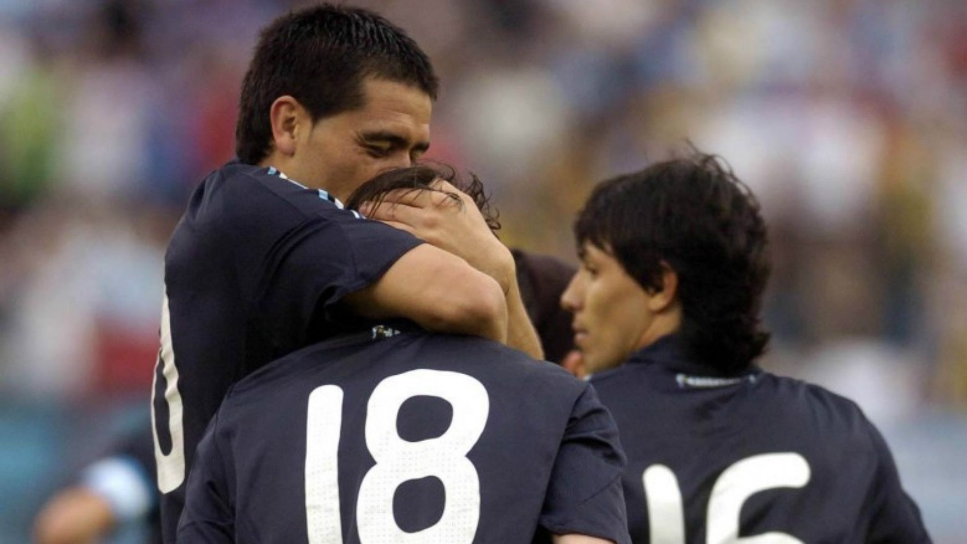 Lionel Messi Juan Roman Riquelme Seleccion Argentina 11102008