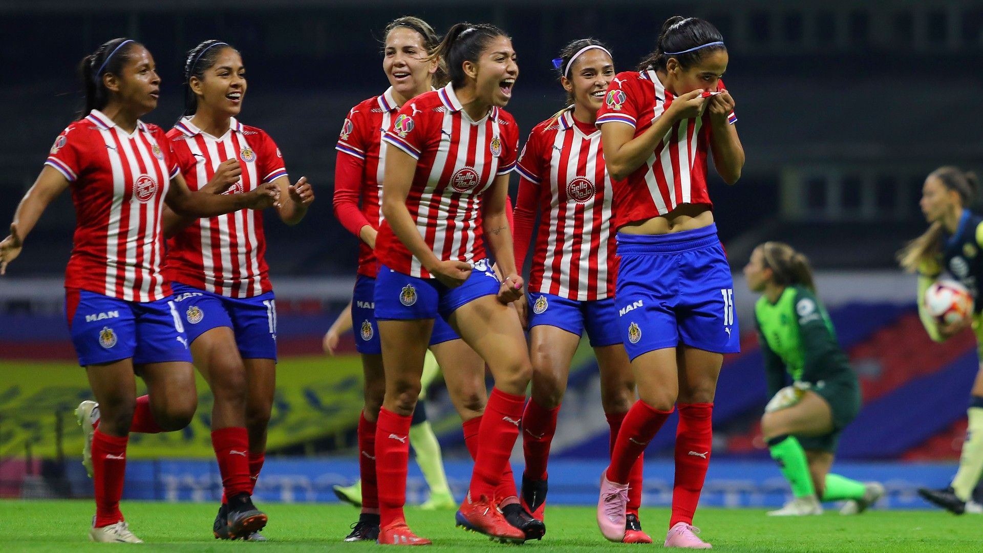 Carolina Jaramillo América Chivas Femenil Guardianes 2021
