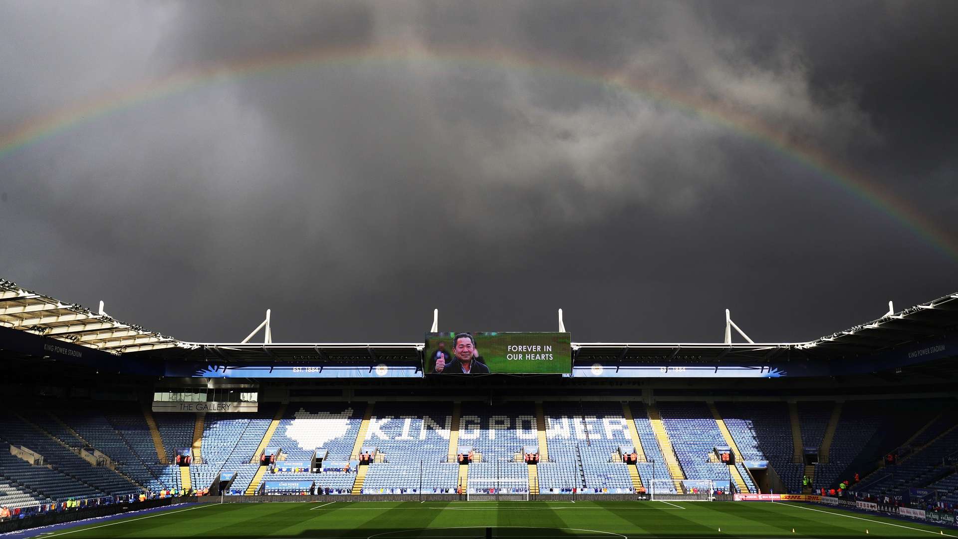 Vichai Srivaddhanaprabha tribute Leicester