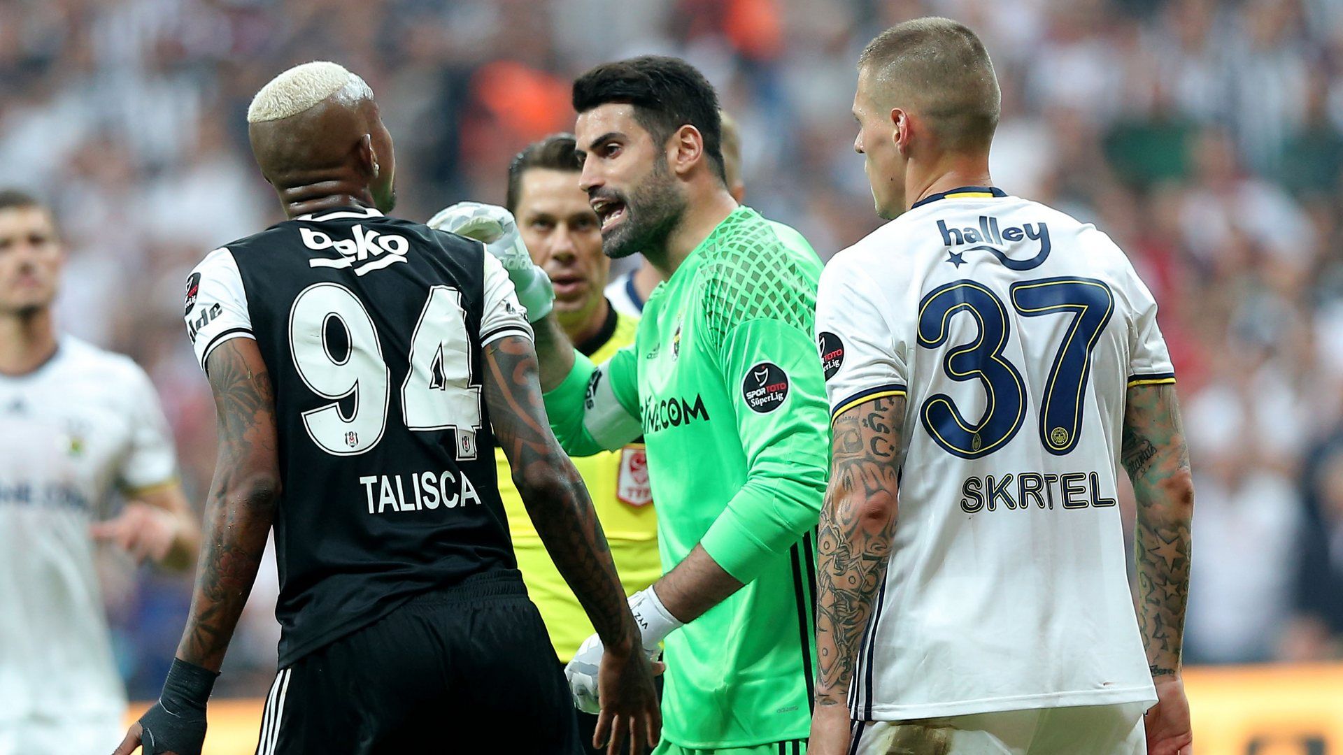 Anderson Talisca Volkan Demirel Besiktas Fenerbahce 05072017
