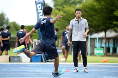 ช้าง ฟุตบอล ชุมชน ปี 6