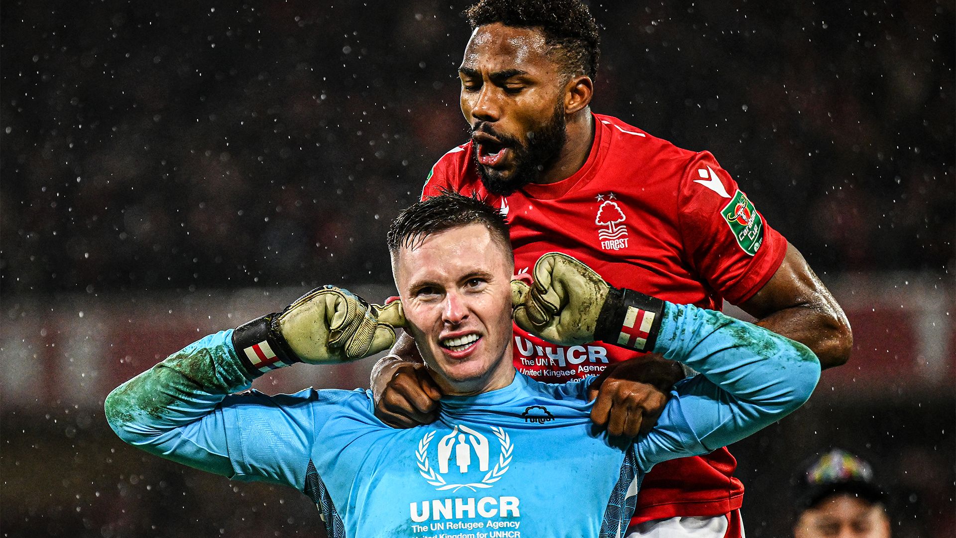 Dean Henderson celebrate Nottingham Forest 2022-23