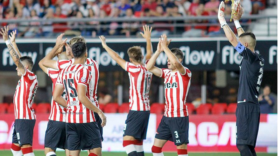 Estudiantes de La Plata saludo Copa Liga Profesional 2020