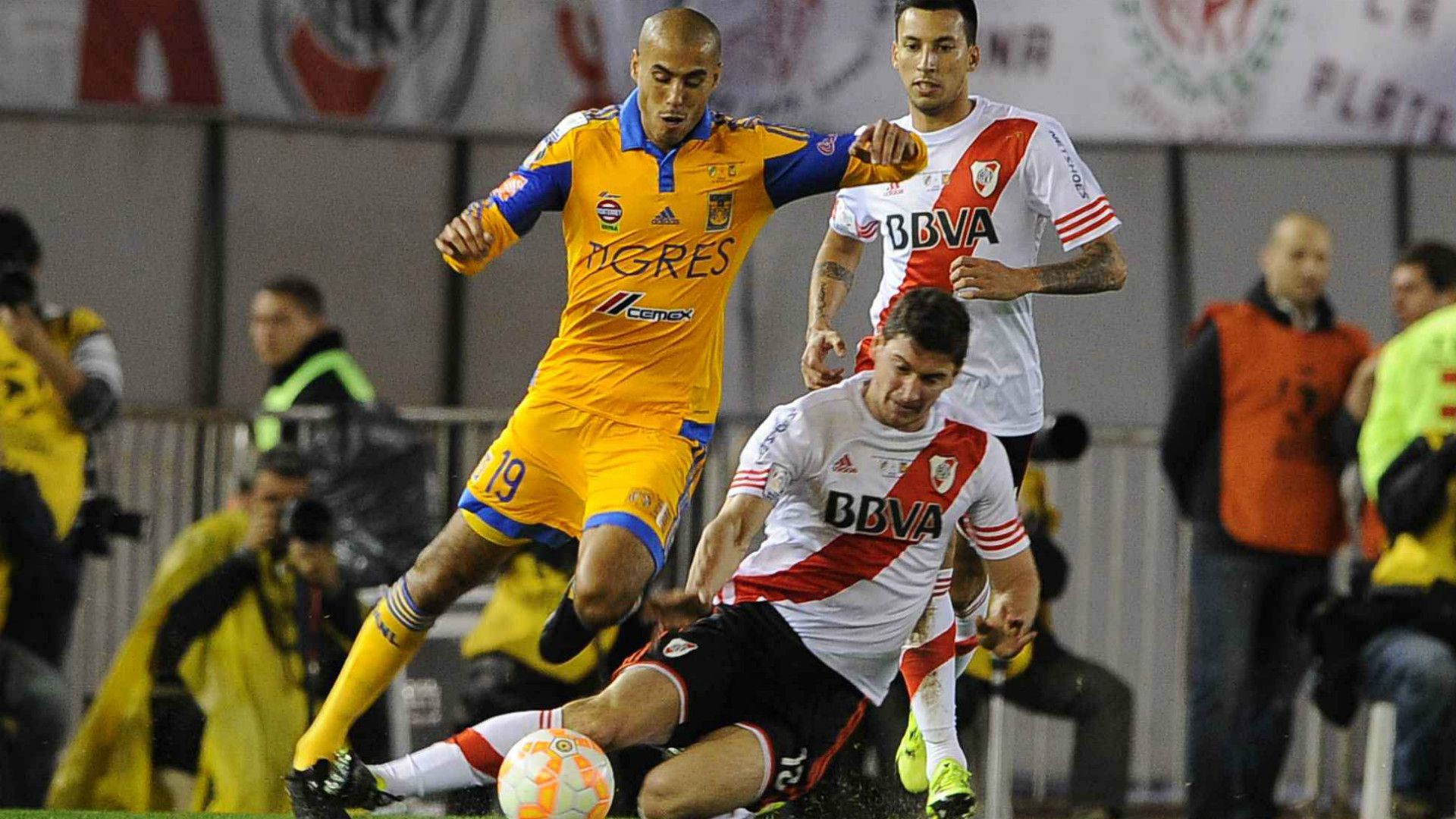 Guido Pizarro Lucas Alario Leonel Vangioni River Plate Tigres Copa Libertadores Final 05082015