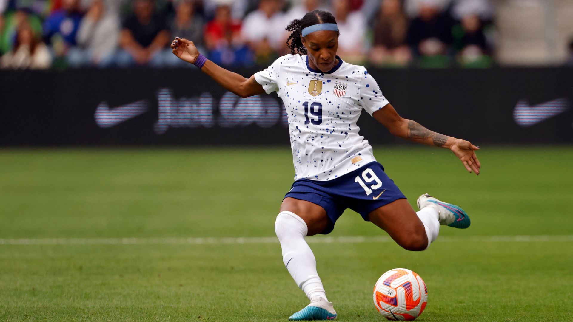 Crystal Dunn USWNT