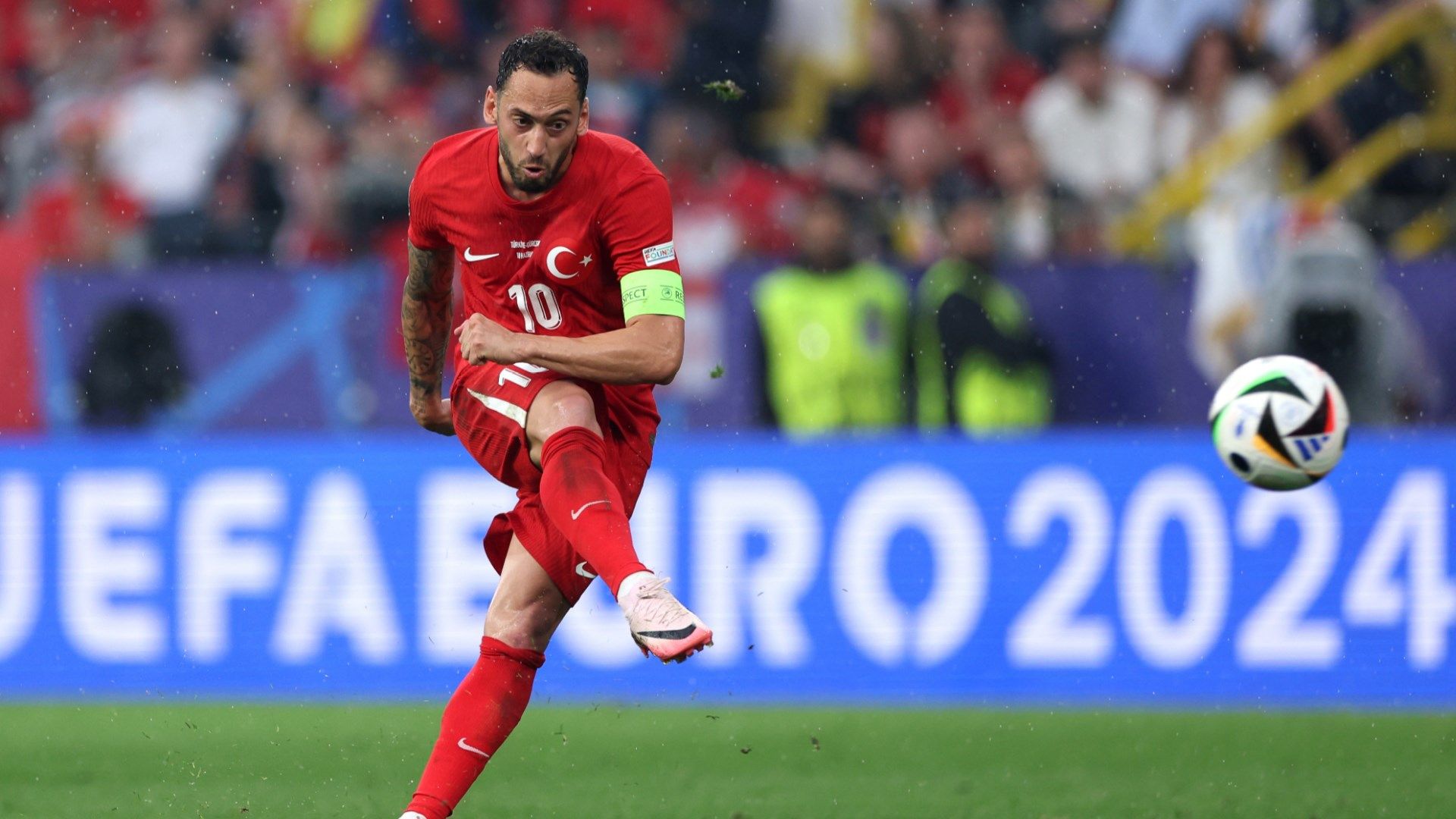 Hakan Calhanoglu Turkey 2024