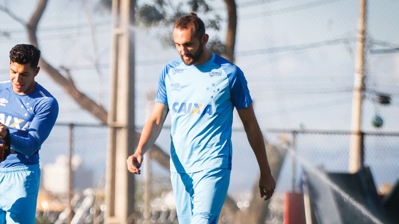 Hernan Barcos treino Cruzeiro 17072018