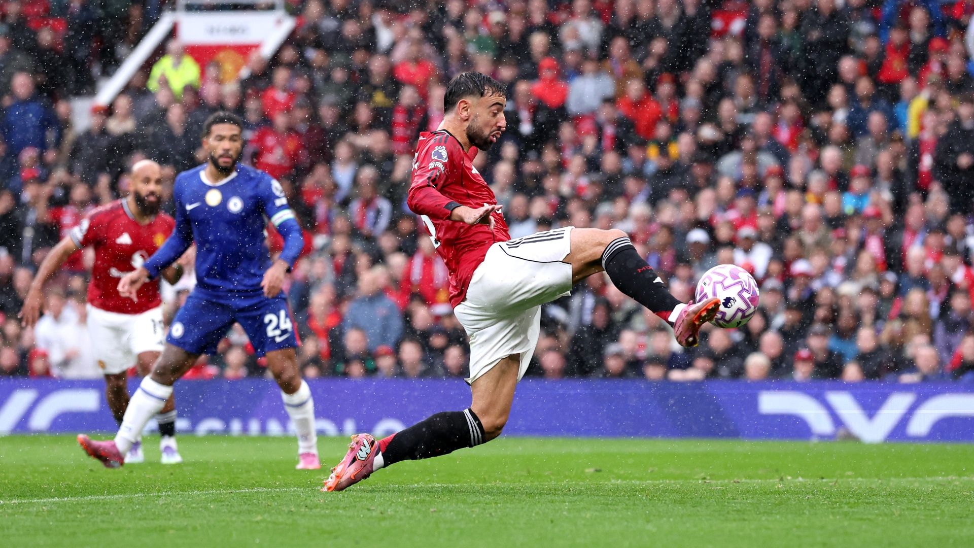 Bruno Fernandes Manchester United Chelsea