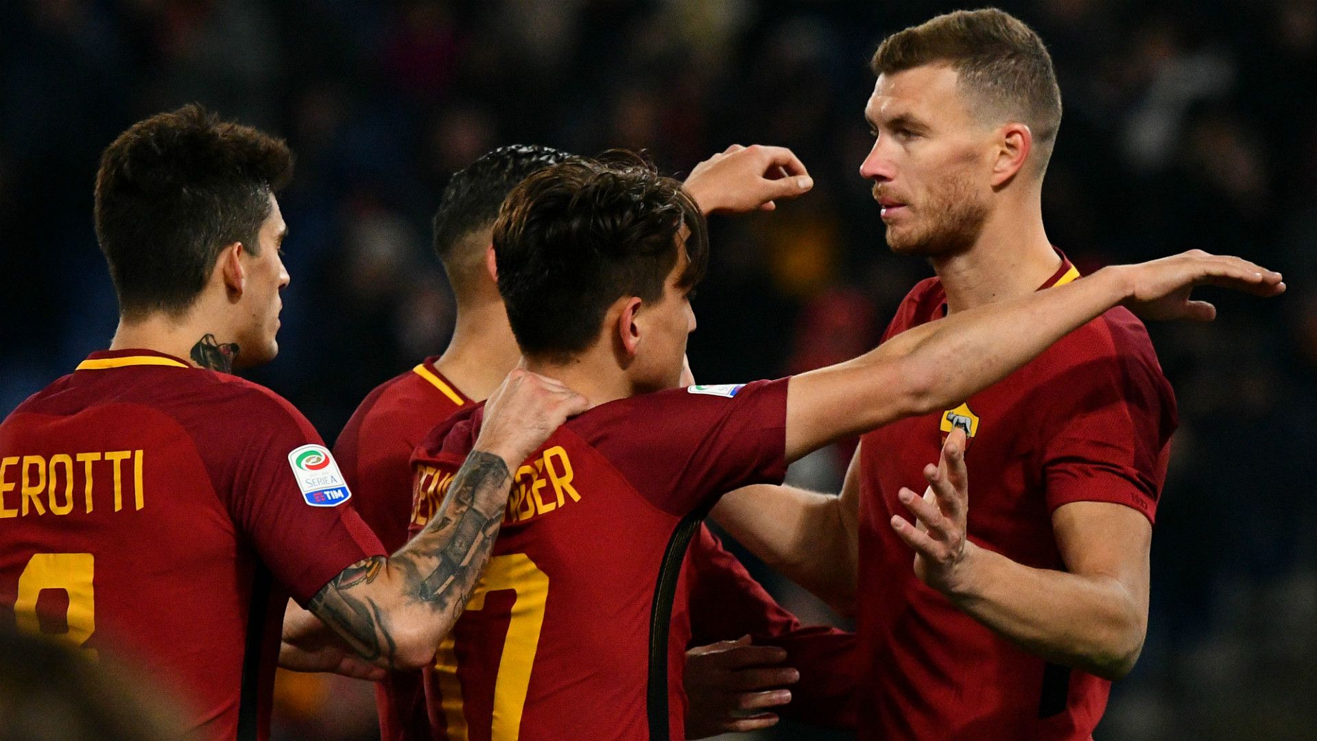 Roma celebrating against Benevento