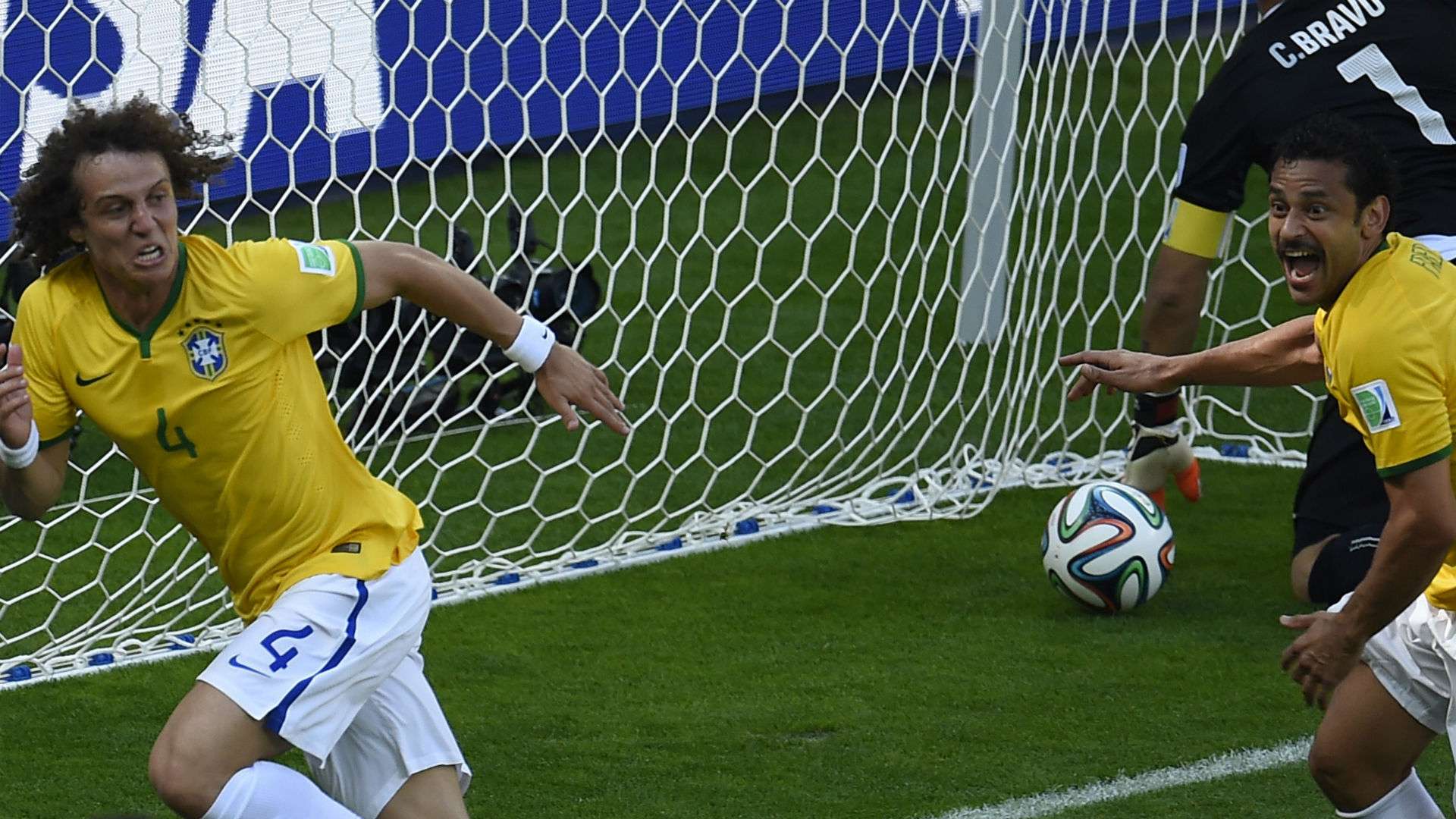 Fred David Luiz Brasil Seleção 18 05 2017