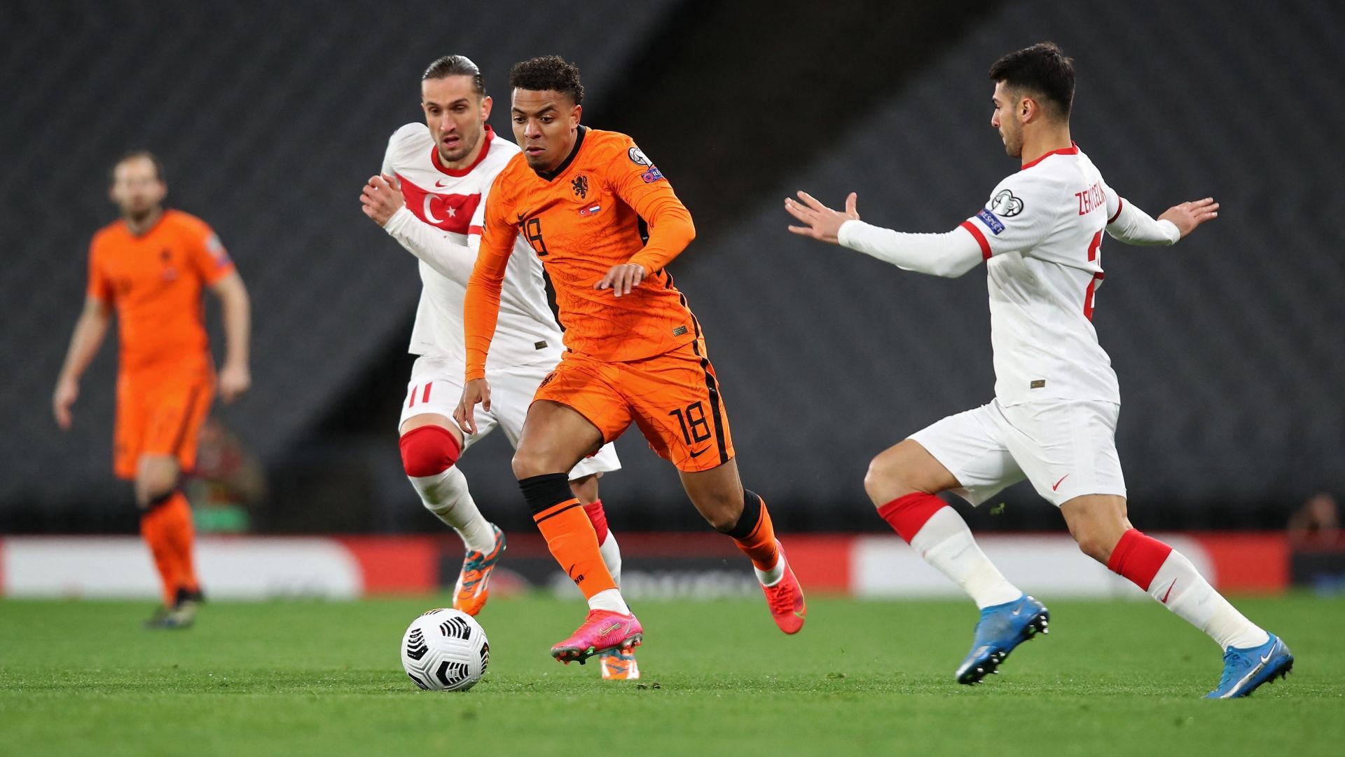 Türkei Niederlande WM-Qualifikation 2021 Malen Yazici Celik