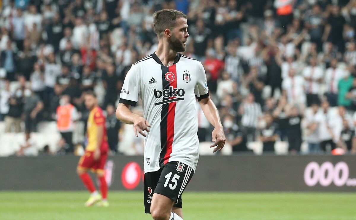 Miralem Pjanic Besiktas vs. Yeni Malatyaspor 09/11/21