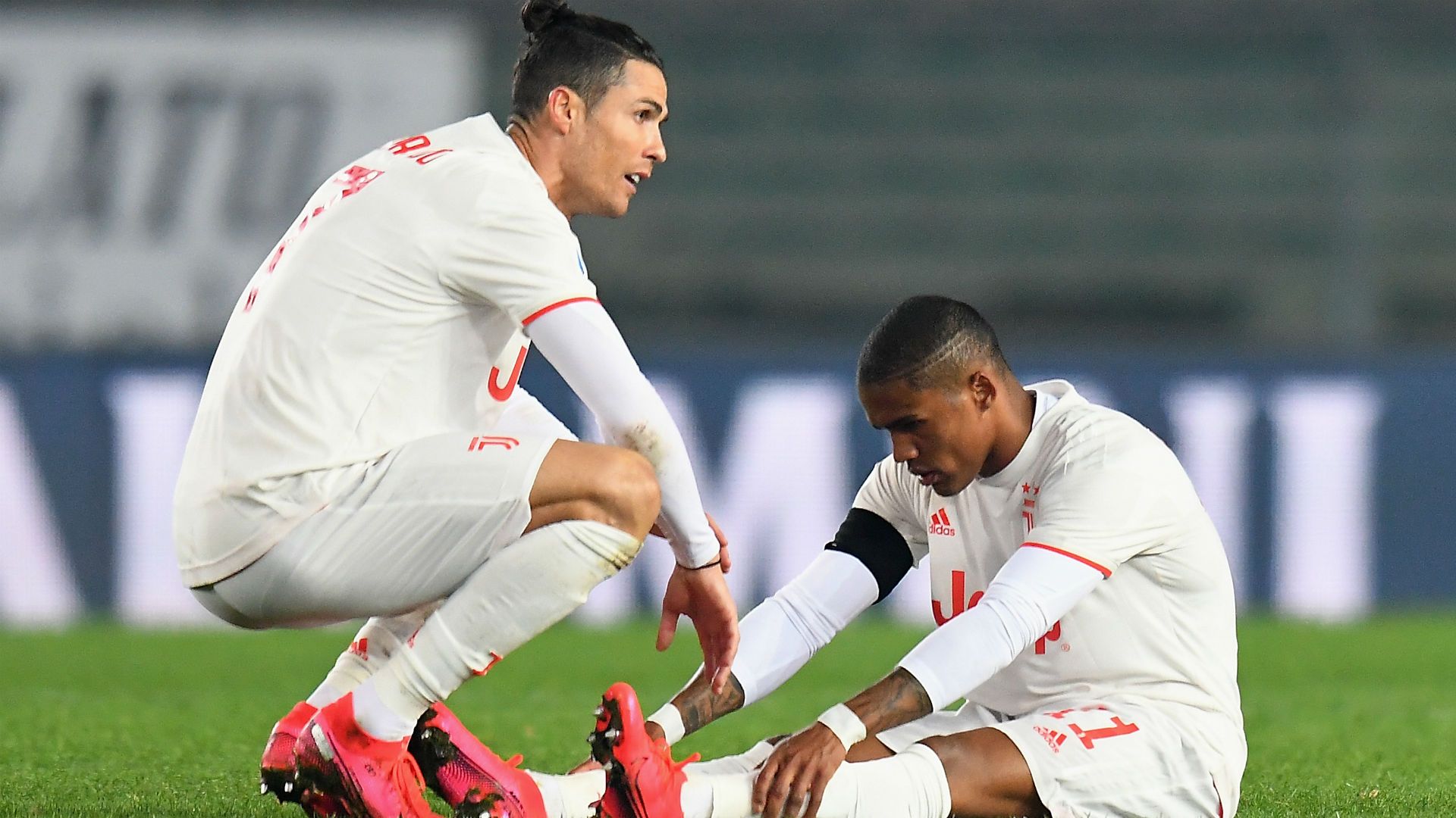 Cristiano Ronaldo Douglas Costa injured Verona Juventus