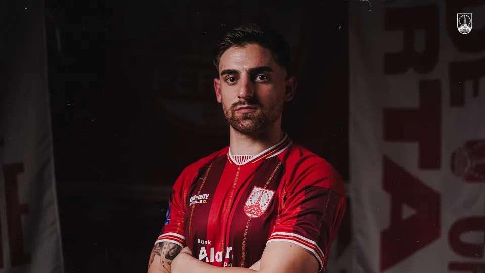 Dejan Tumbas Persis Solo