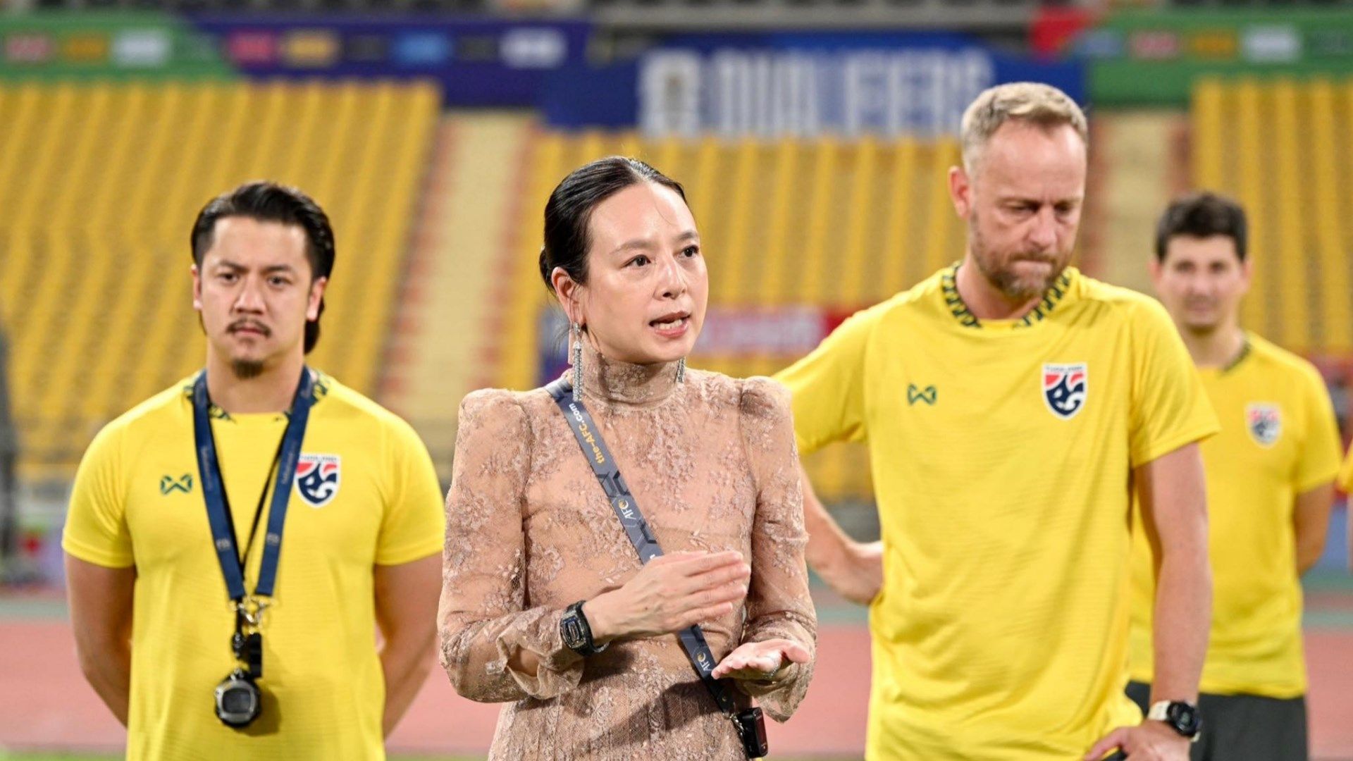 “มาดามแป้ง” นวลพรรณ ล่ำซำ